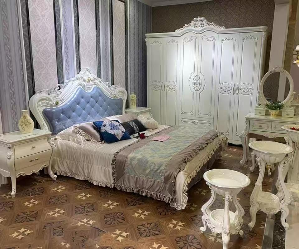 Classic French Blue Royale Bed (TF/BD/018)